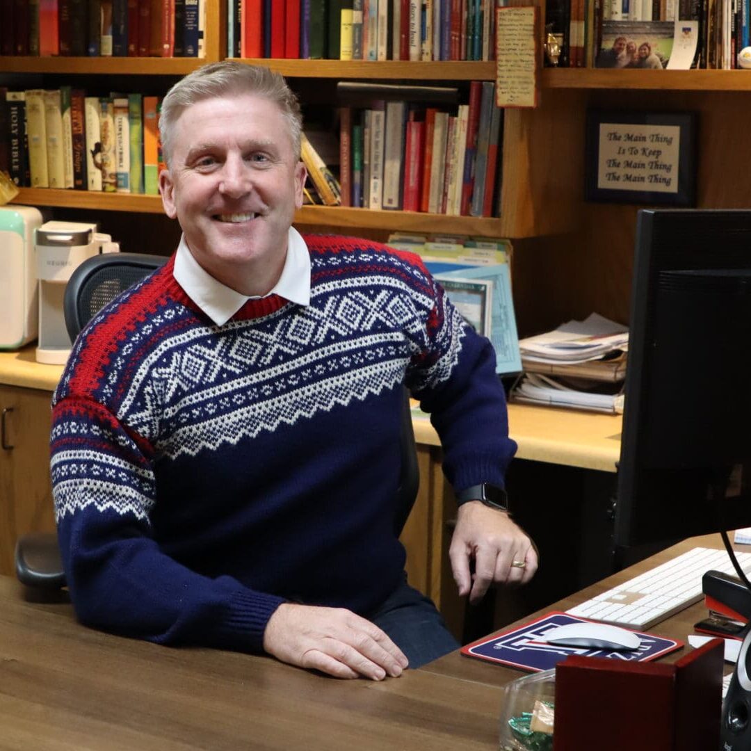 Pastor Tim Nybroten